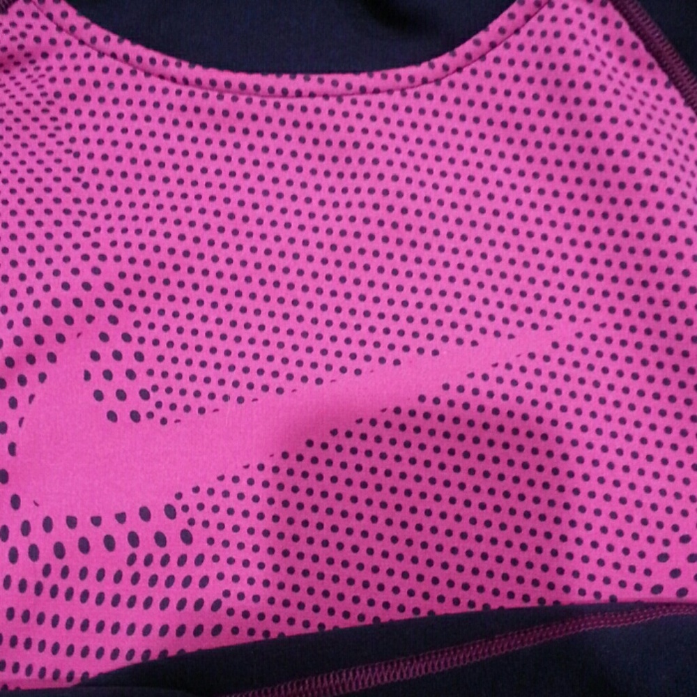 Nike Hoodie - Picture 6 of 7